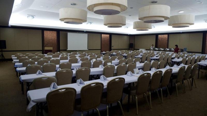 Tanza Oasis Hotel And Resort