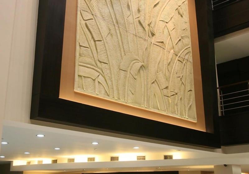 Tanza Oasis Hotel And Resort