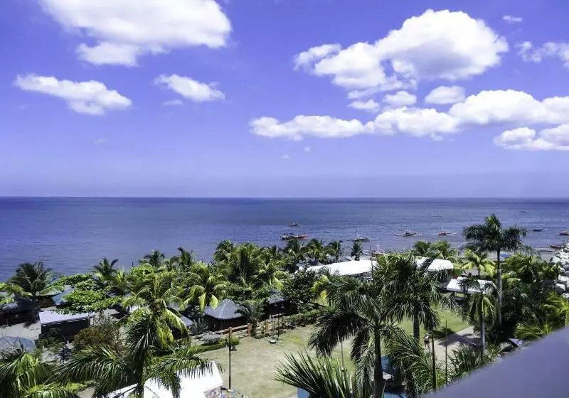 Tanza Oasis Hotel And Resort