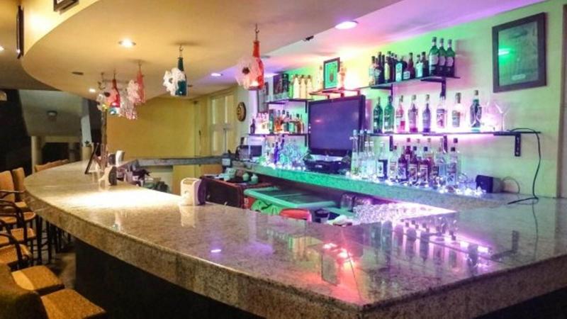 Tanza Oasis Hotel And Resort