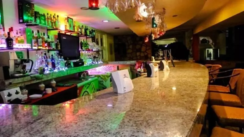 Tanza Oasis Hotel And Resort