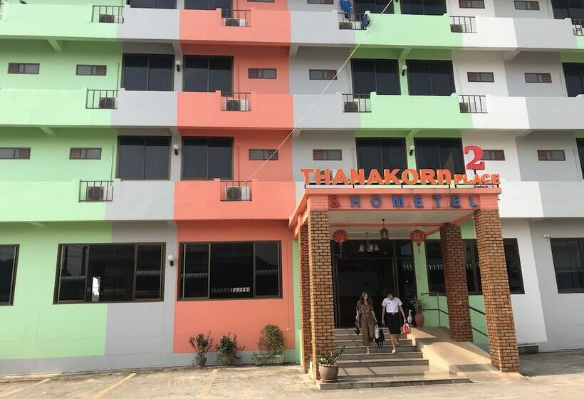 בית מלון כפרי Thanakorn Garden