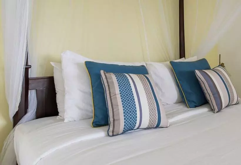 Majatalo Ashburnham Estate