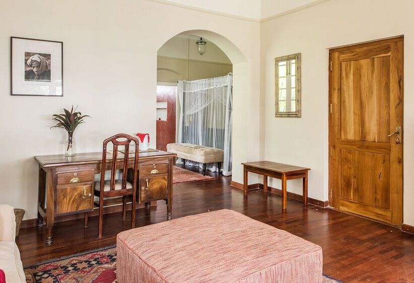 Пансион Ashburnham Estate