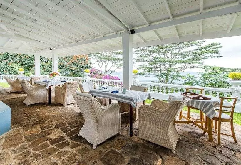 Majatalo Ashburnham Estate