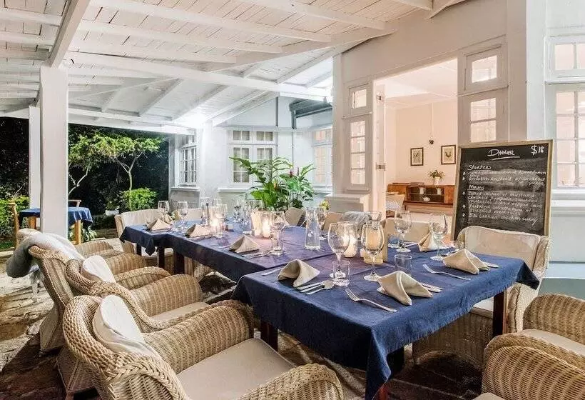 Majatalo Ashburnham Estate