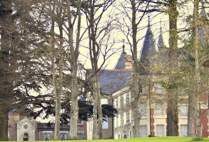 פנסיון Château De Varambon