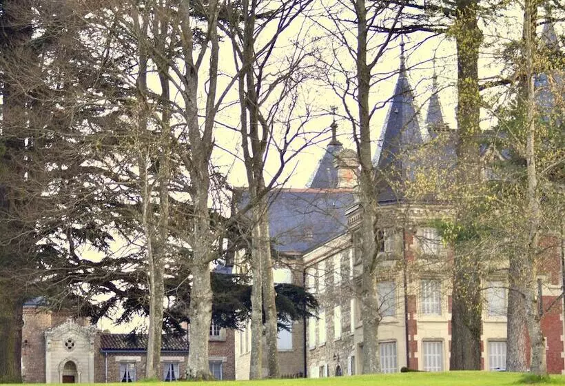 Majatalo Château De Varambon