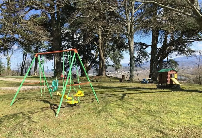 Majatalo Château De Varambon