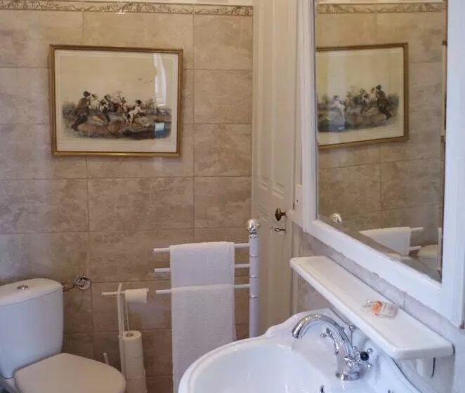 Majatalo Château De Varambon