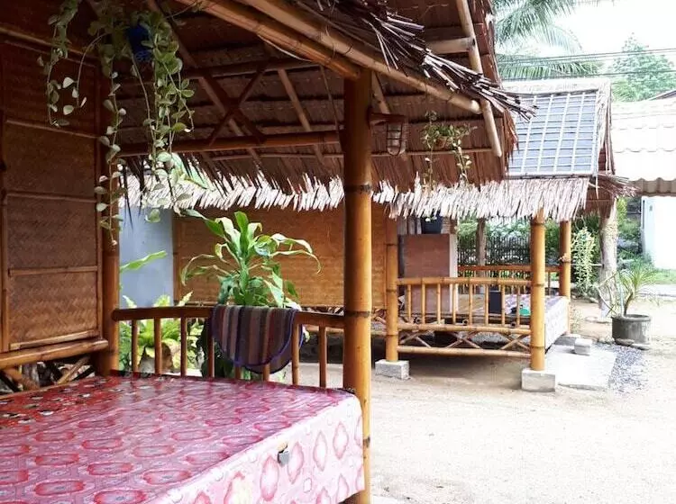 Majatalo Khanum Songpeenong