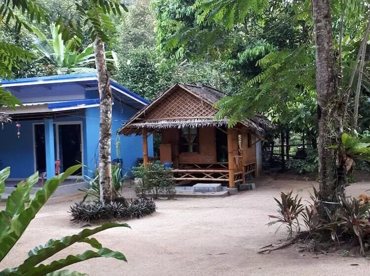 Majatalo Khanum Songpeenong