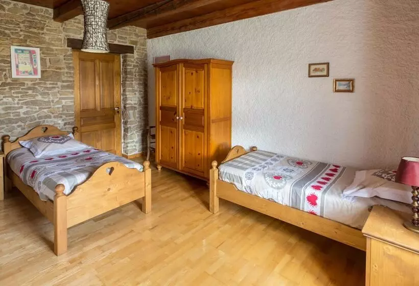 Majatalo La Ferme Morin La Ronde Fontaine