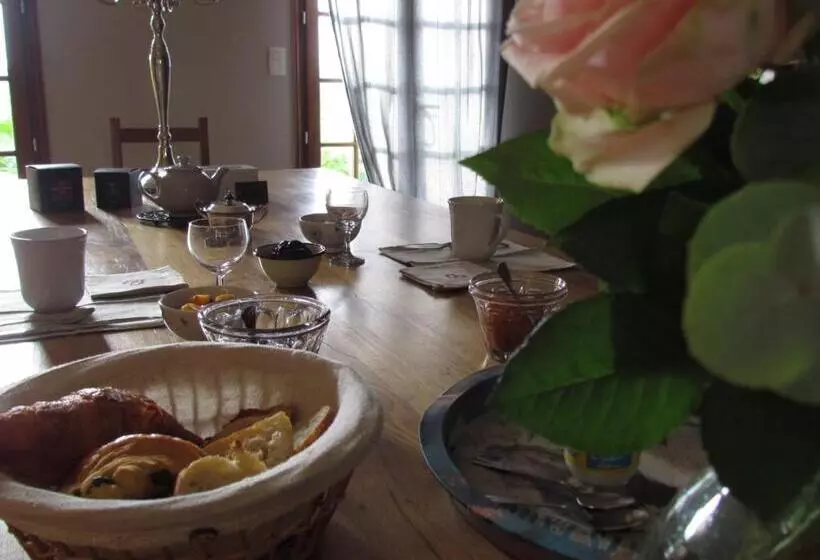 ペンション Le Vallon De Guerry