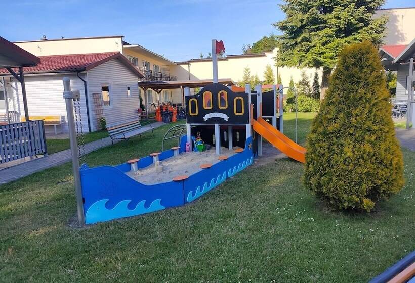 ペンション Ośrodek Wypoczynkowy Madamaku