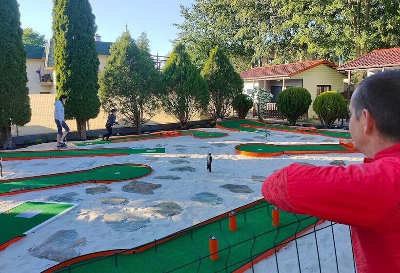 ペンション Ośrodek Wypoczynkowy Madamaku