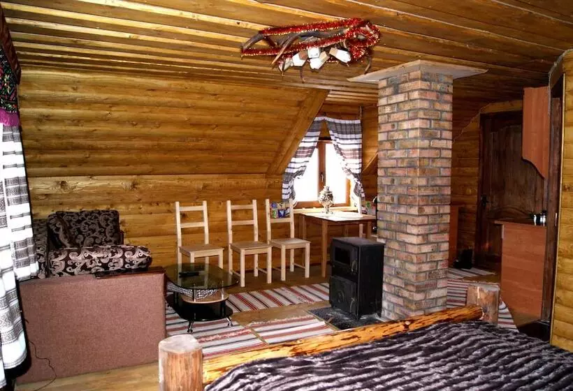 Majatalo Rakhiv Plai