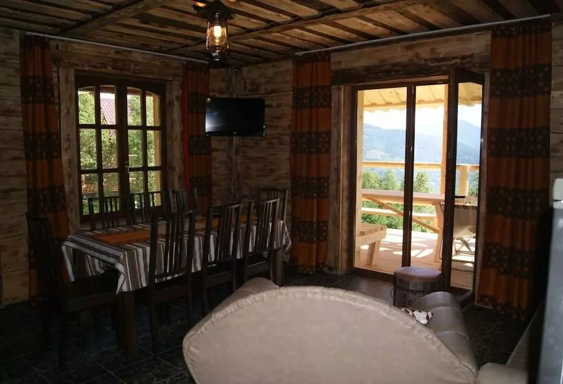 Majatalo Rakhiv Plai