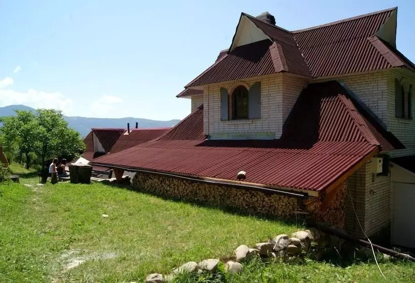 Majatalo Rakhiv Plai