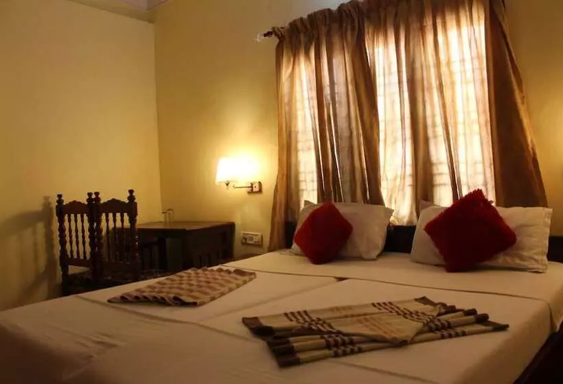 Sea View Palace   The Beach Hotel, Kovalam