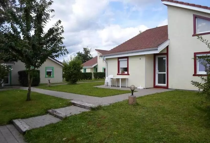 Appart Hotel Les Acacias