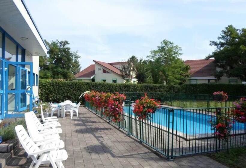 Appart Hotel Les Acacias