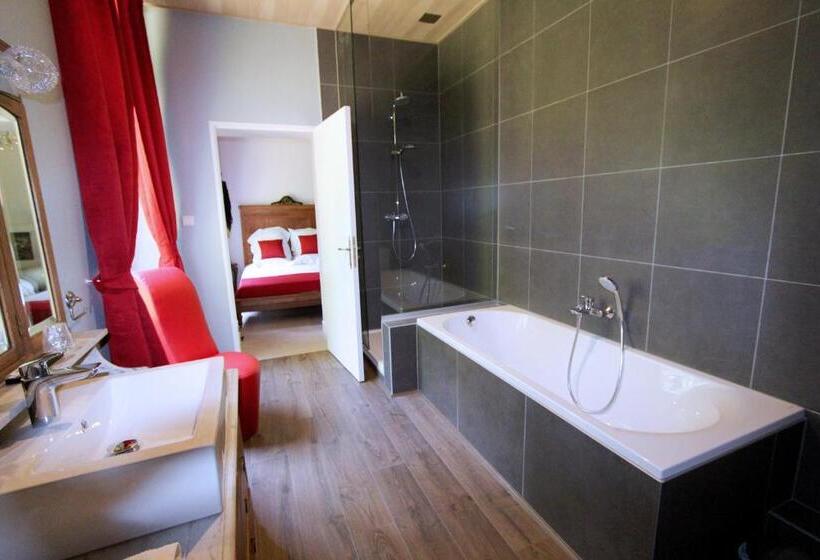 مبيت وإفطار Château De L Aviette