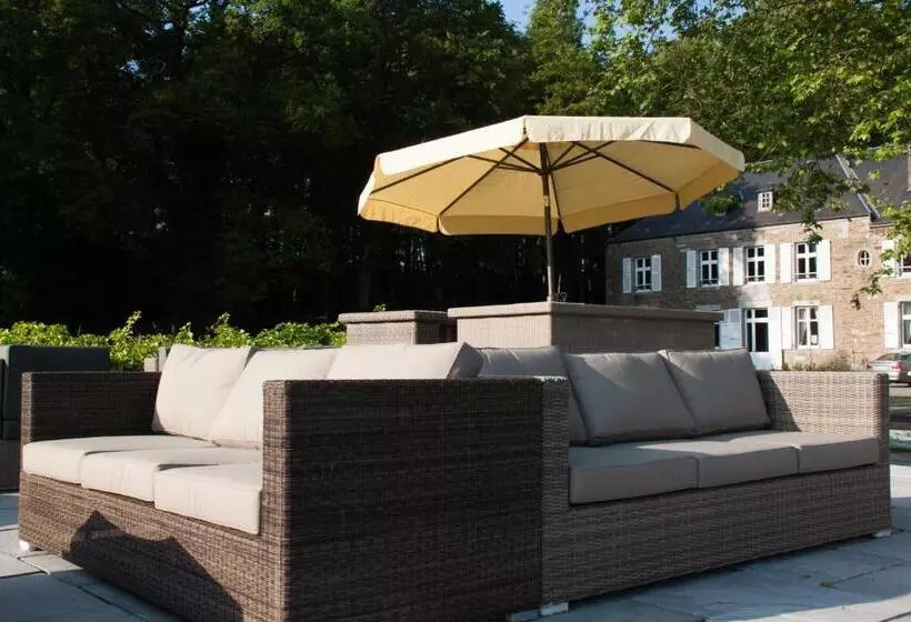 Aamiaismajoitus (B&B) Château De L Aviette