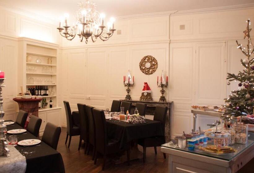 مبيت وإفطار Château De L Aviette