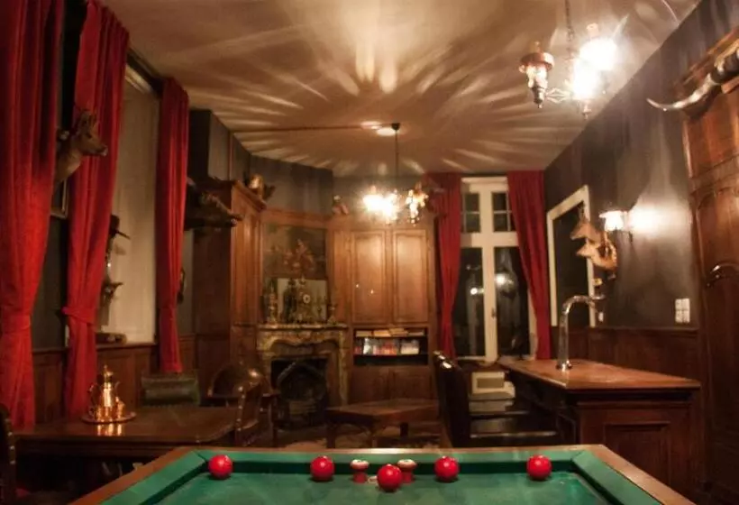 Aamiaismajoitus (B&B) Château De L Aviette