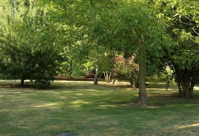 Aamiaismajoitus (B&B) Les Reves De Flamboin