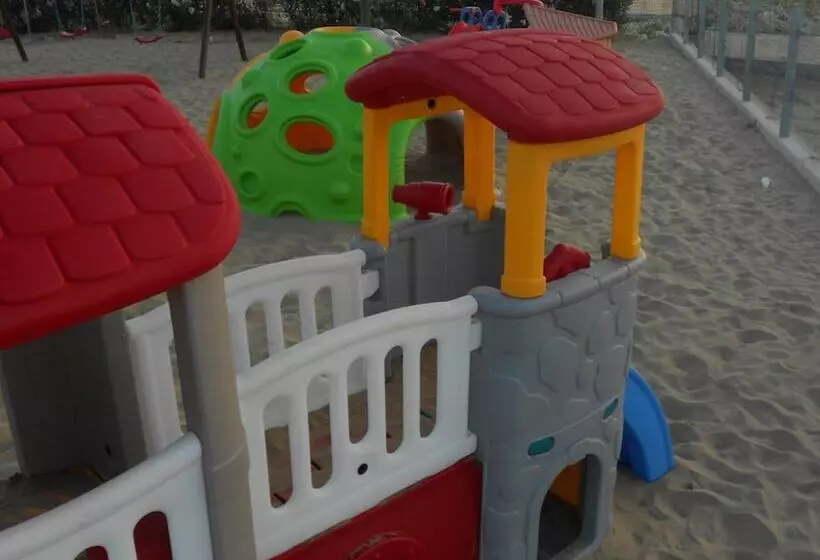 ホテル De La Ville