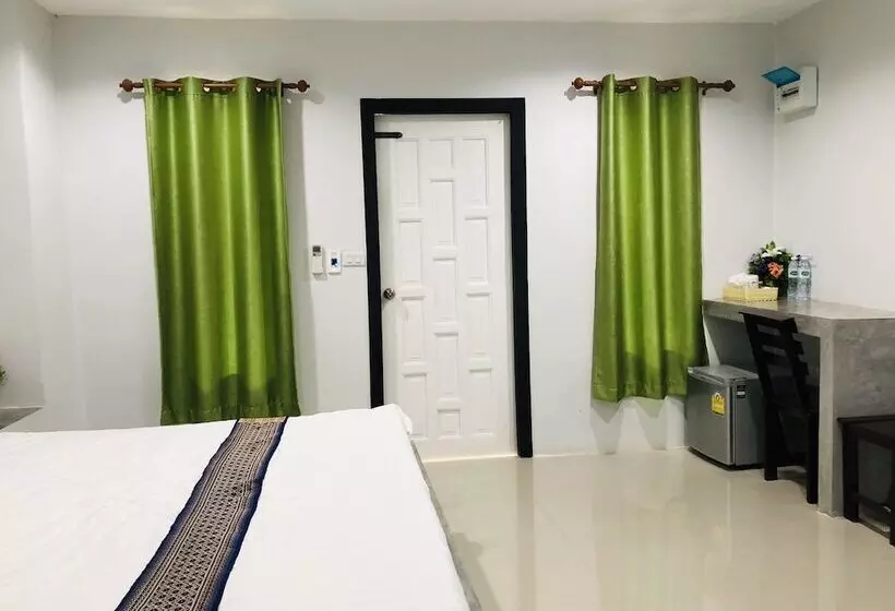 Hotelli Kanyaphat Gardenview Resort