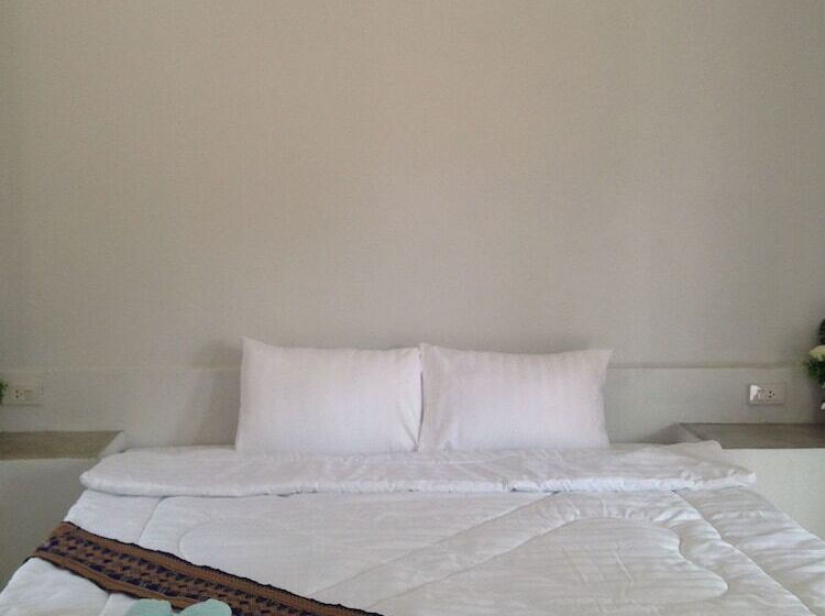 Hotel Kanyaphat Gardenview Resort