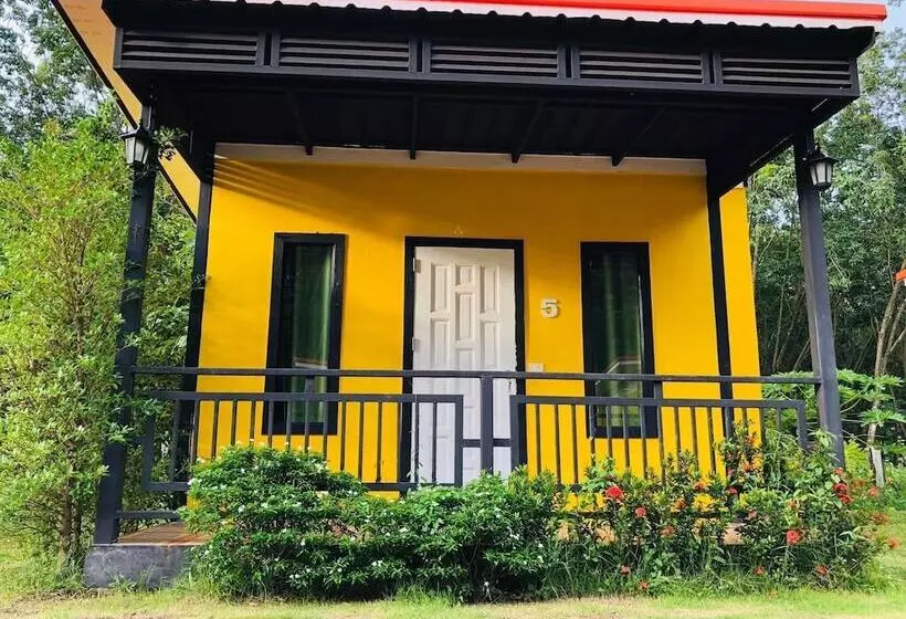 Hotelli Kanyaphat Gardenview Resort