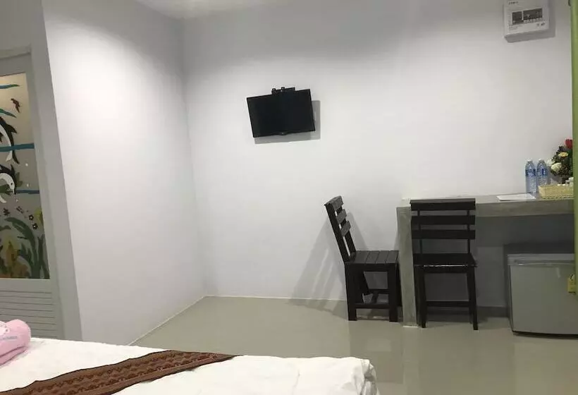 Hotelli Kanyaphat Gardenview Resort