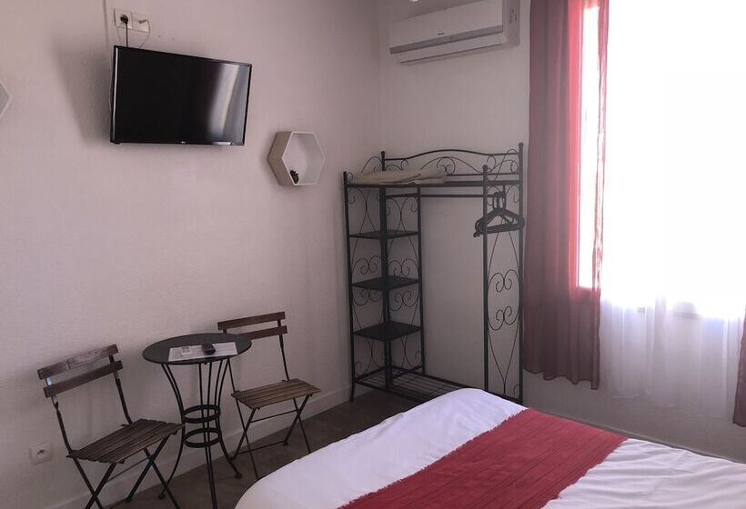 Отель Le Carnon