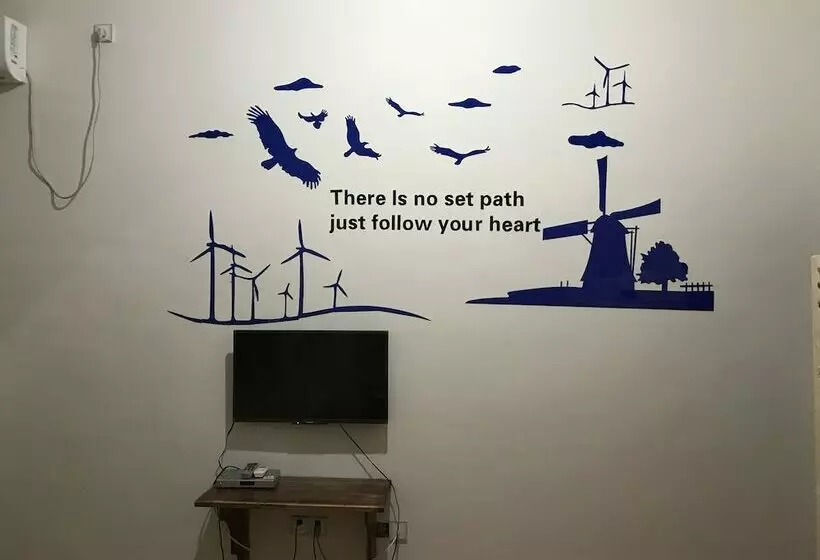 Hotelli Little Windmill International Hostel