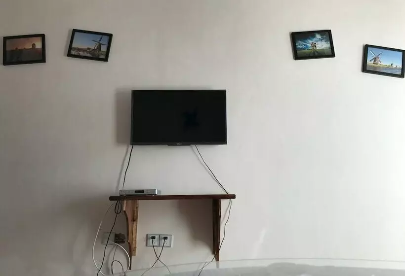 Hotelli Little Windmill International Hostel