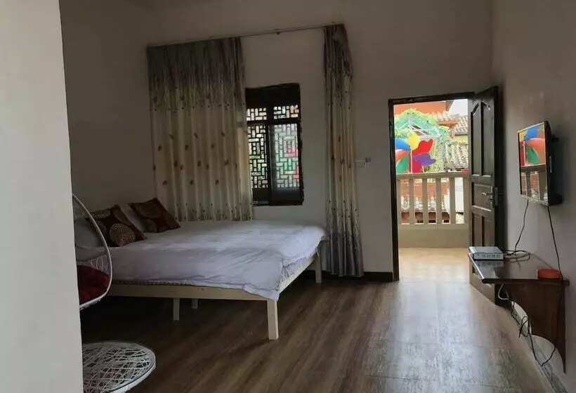 Hotelli Little Windmill International Hostel