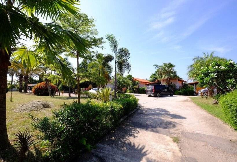 Otel Paktraporn Resort