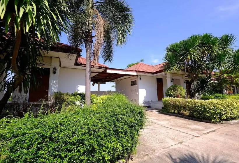 ホテル Paktraporn Resort