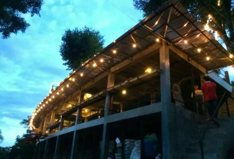 هتل Phuka Mountain View Resort & Andresbar