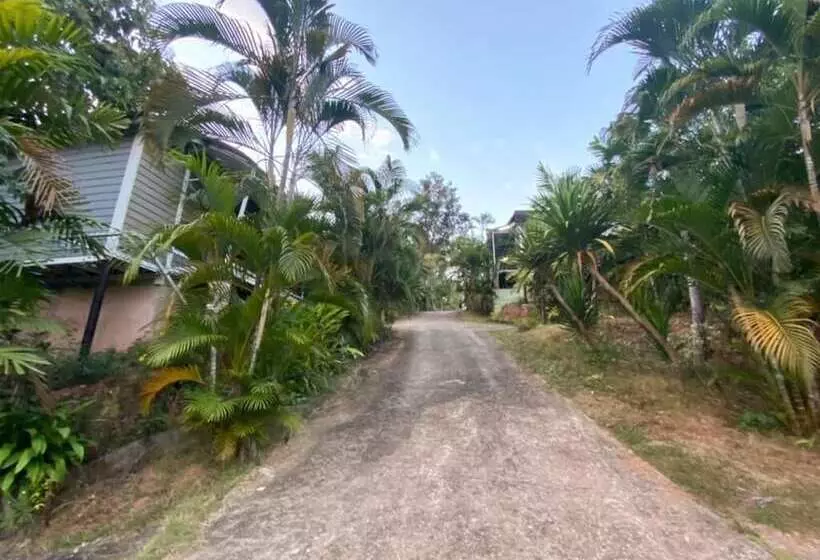 هتل Phuka Mountain View Resort & Andresbar