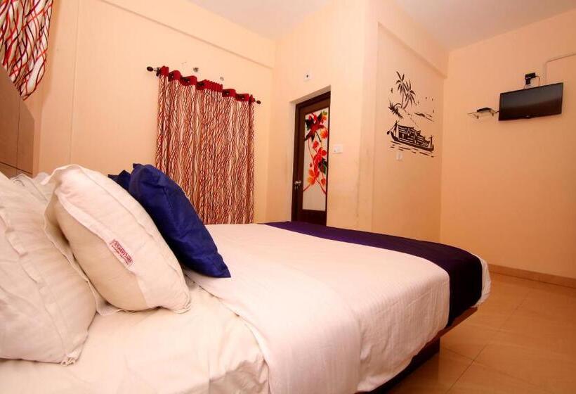 Hotel Pine Tree Munnar