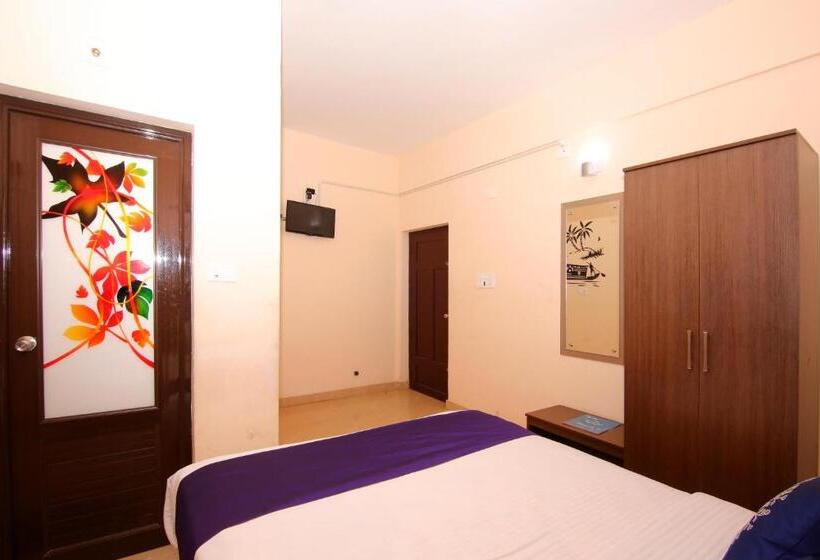 Hotel Pine Tree Munnar