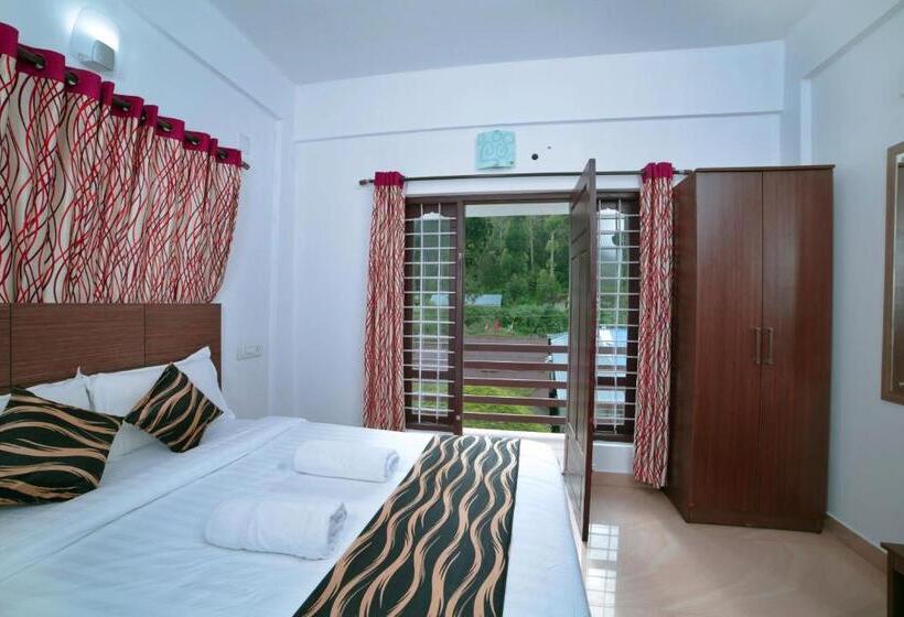 Hotel Pine Tree Munnar