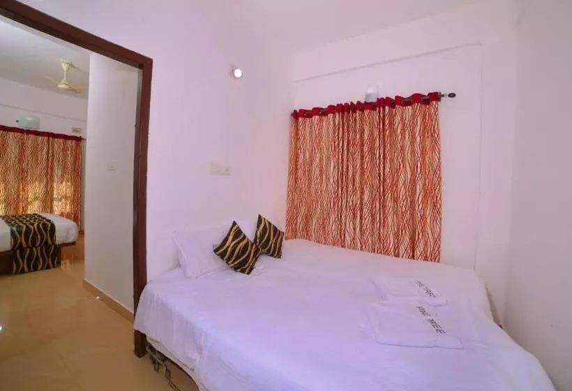 Hotel Pine Tree Munnar