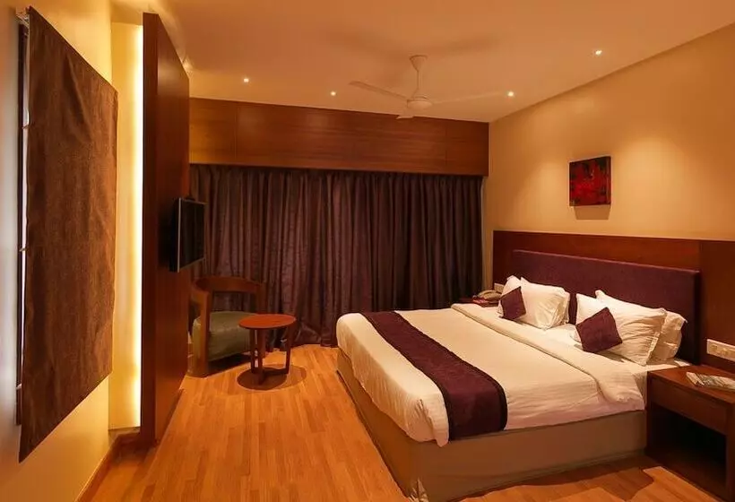 ホテル River Banks Madaparambil Resort