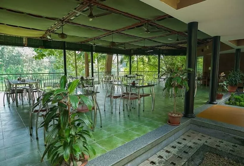 ホテル River Banks Madaparambil Resort